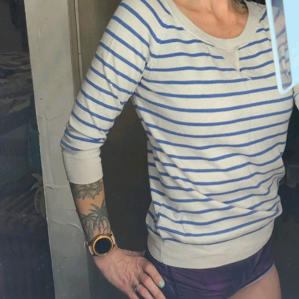 Old navy sweater